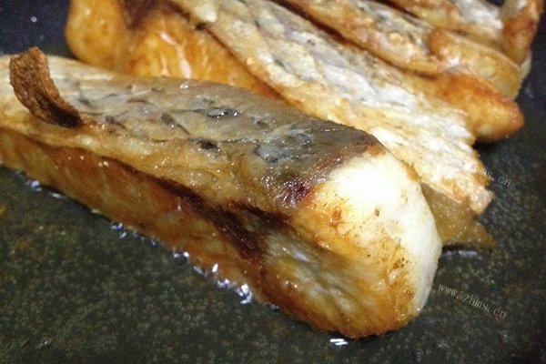 香煎鲩鱼