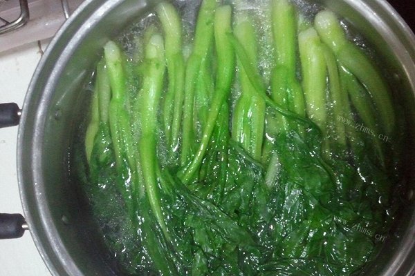 盐水菜心