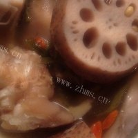猪脚黄豆莲藕炖汤