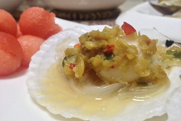 蒜蓉粉丝蒸扇贝