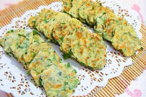 芹菜叶鸡蛋饼