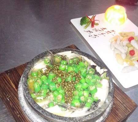 石锅鲜汤嘎鱼