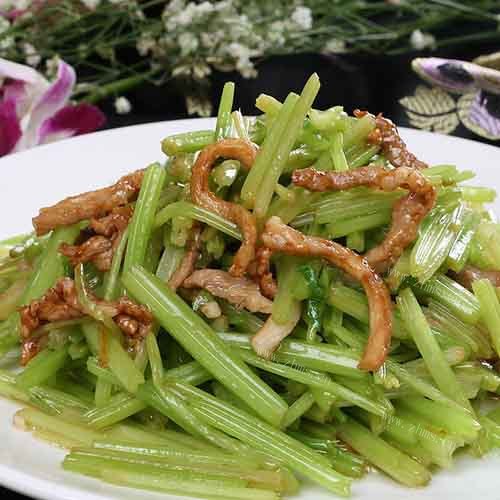 懒人版芹菜炒肉