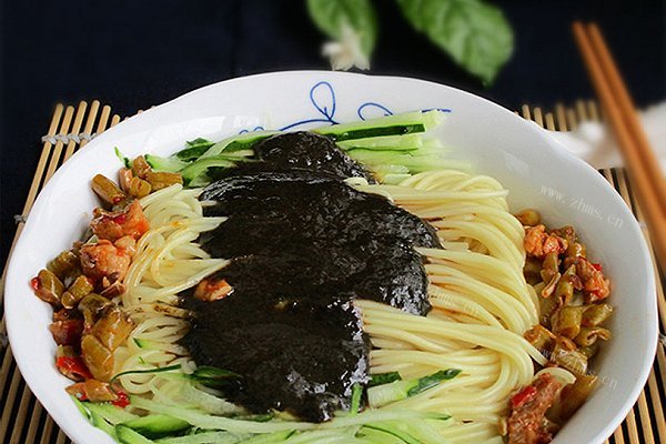 芝麻酱拌面