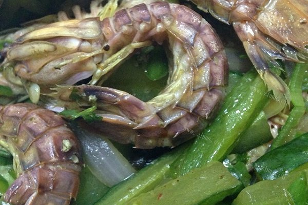 黄瓜青椒皮皮虾