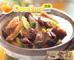 滋补的鱿鱼螺肉蒜