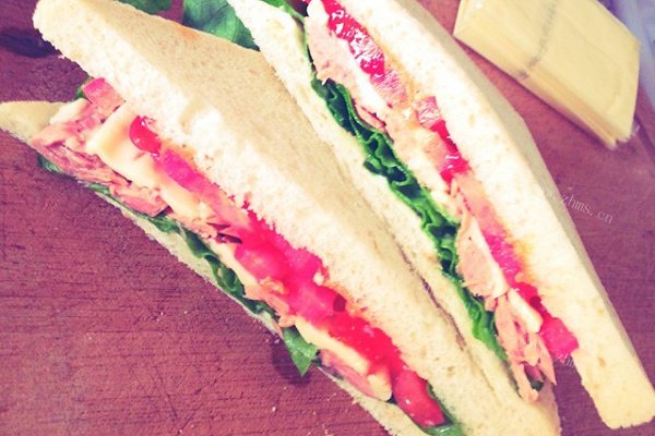 家常金枪鱼sandwich