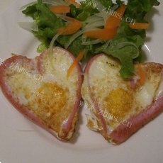 浪漫早餐-爱心煎蛋