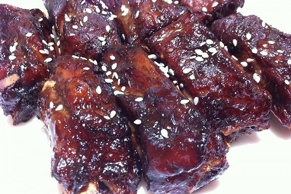 蜜汁烤排骨