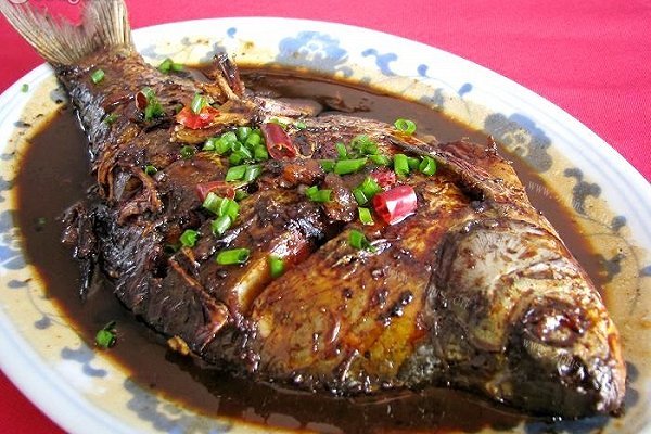 家常红烧鳊鱼