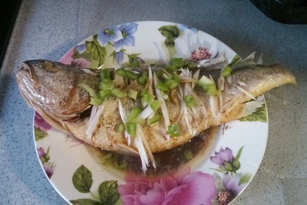 家常清蒸黄鱼