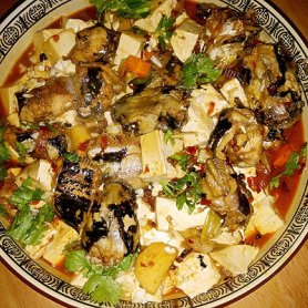 野生鲶鱼炖豆腐