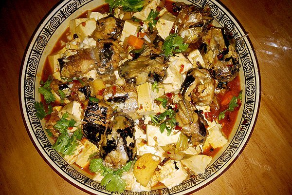 野生鲶鱼炖豆腐