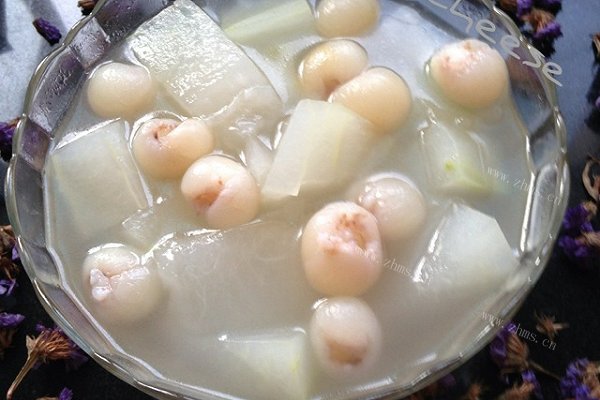 夏日龙眼虾仁冬瓜汤