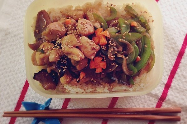 自制照烧鸡肉蘑菇便当