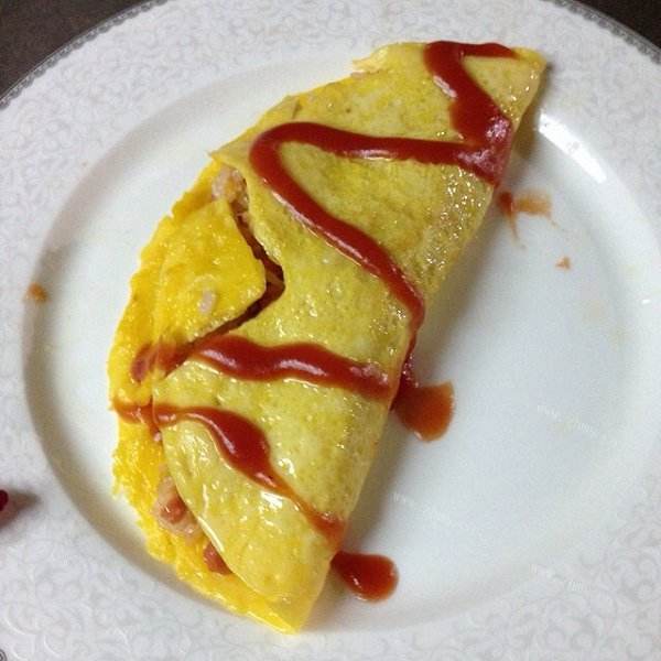 味道不错的蛋包饭