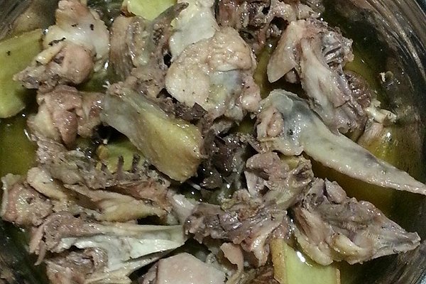 家常原味乌脚土鸡