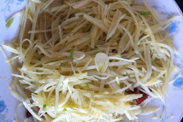 凉拌土豆丝