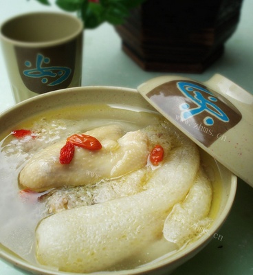 好喝的竹荪鸡汤