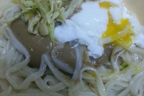 蛋黄麻酱拌面
