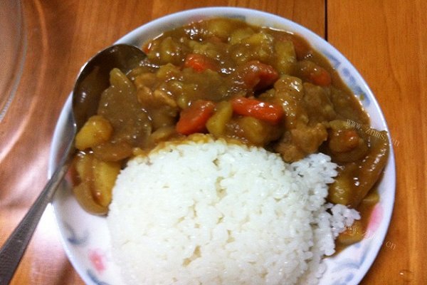 简易的咖喱牛肉