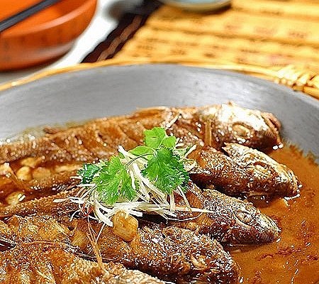 炖黄鱼