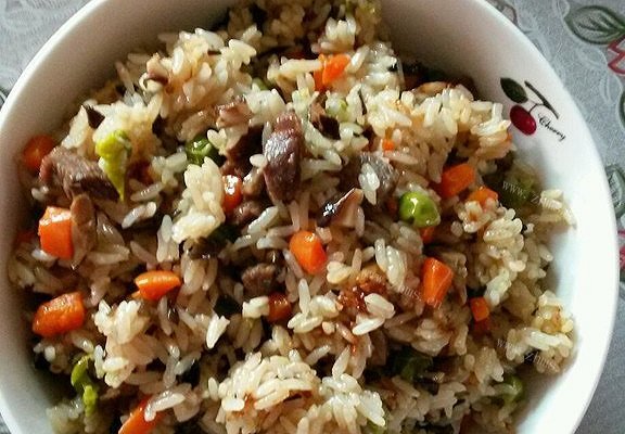 牛肉锅仔饭