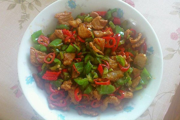 超级下饭菜-辣椒炒肉