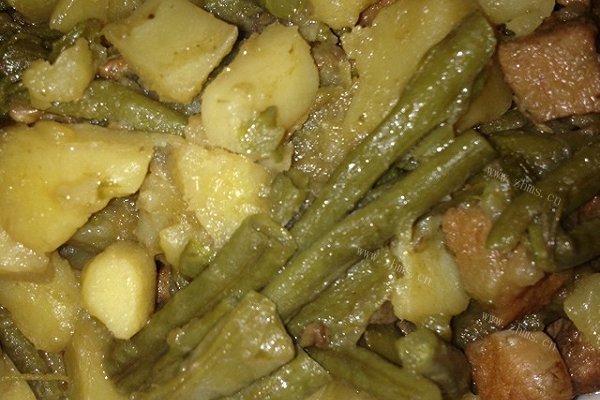 土豆豆角炖肉