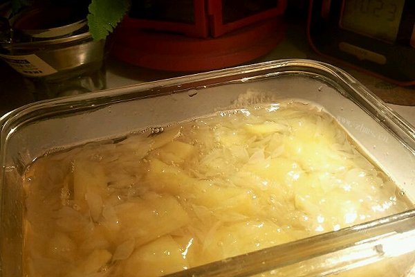 冬季暖胃好饮品:蜂蜜姜片柚子茶