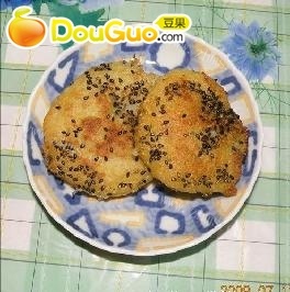 简单的土豆芝麻饼