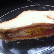 爱心早餐三明治