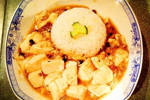 麻婆豆腐盖浇饭