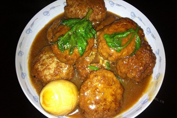 家常红烧丸子