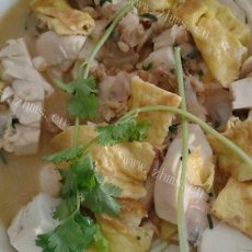 蛋皮文蛤豆腐汤