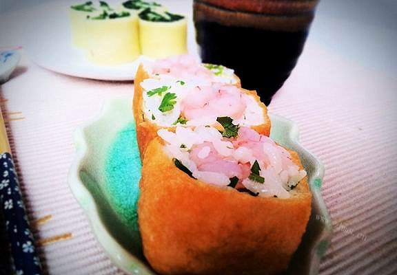 美味油炸豆腐皮寿司
