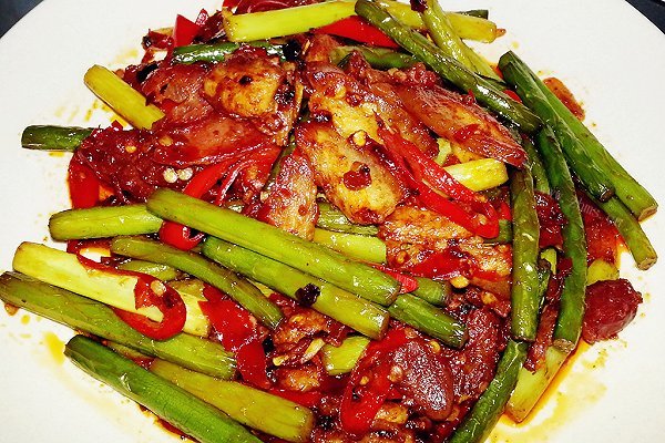 家常蒜香回锅肉