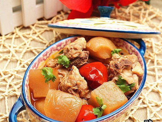 酸萝卜老鸭汤