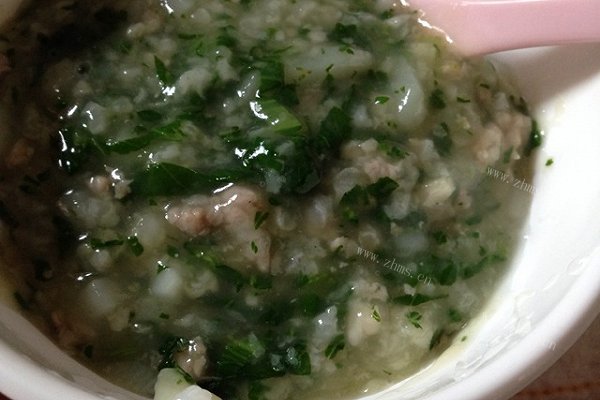 一岁宝宝食谱之土豆蔬菜肉末粥