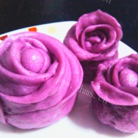 美味紫薯玫瑰馒头