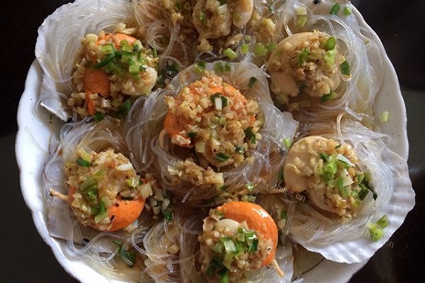 家常粉丝蒜蓉扇贝