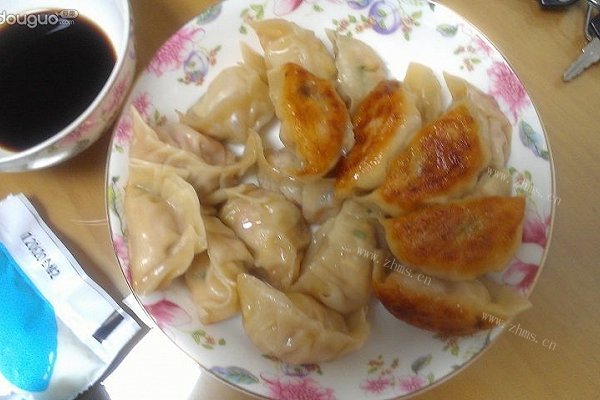 #美食记#韭菜锅贴