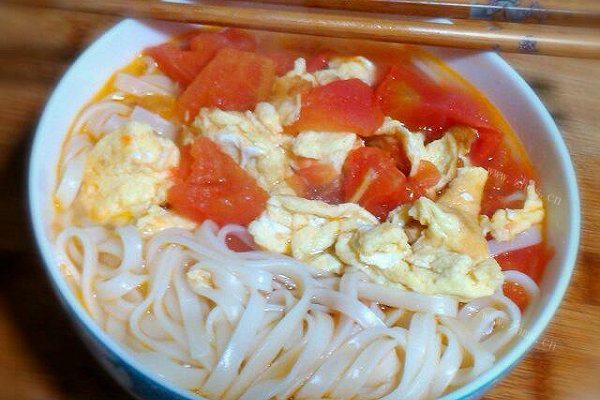 家常西红柿鸡蛋面