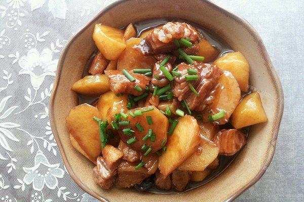 土豆烧肉