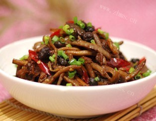 家常滇味小炒茶树菇