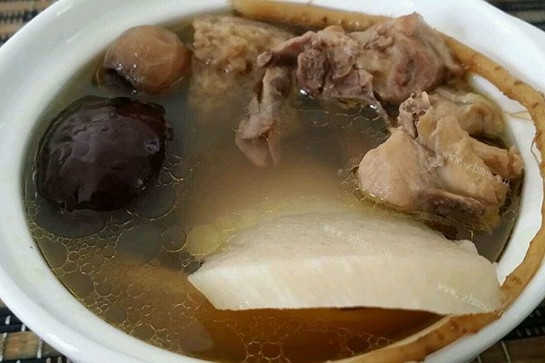党参沙参腐竹烤麸桂圆红枣煲鸡