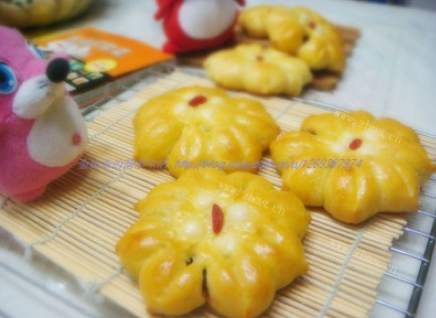 南瓜豆沙包