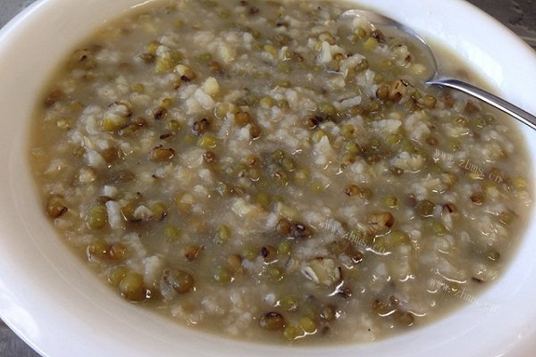 自制绿豆粥