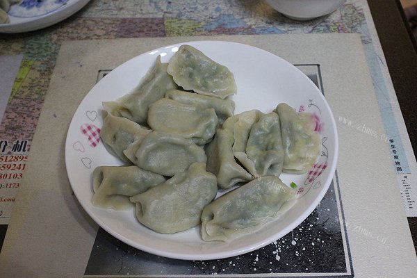 韭菜鸡蛋三鲜馅饺子