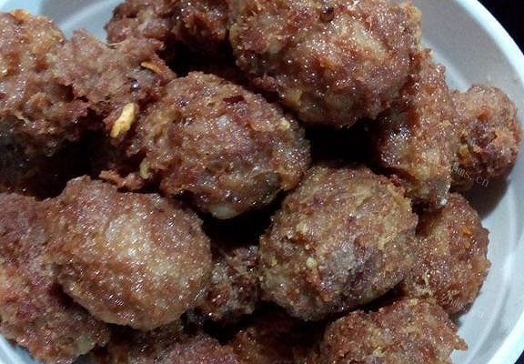 自制炸羊肉丸子